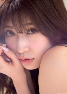 吉田朱里の画像016