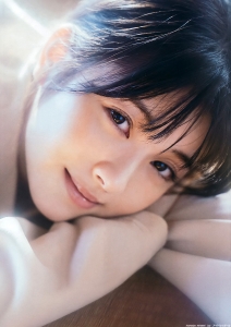 浜辺美波の画像019