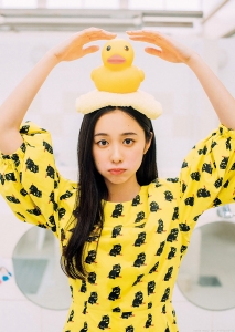 堀田真由の画像004