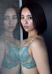 水崎綾女の画像024