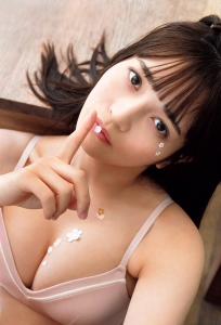 黒嵜菜々子の水着グラビア画像065