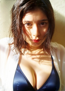 大久保桜子の水着グラビア画像116